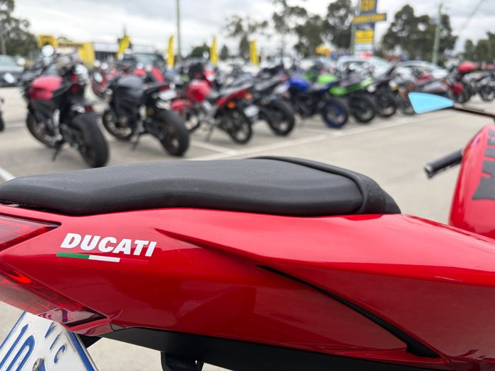2014 DUCATI STREETFIGHTER 848 Red