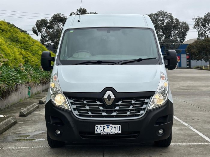 2018 Renault Master X62 Glacier White