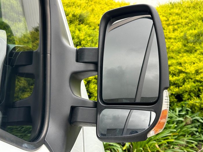 2018 Renault Master X62 Glacier White