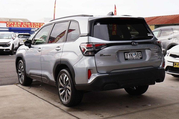 2025 Subaru Forester Hybrid Touring