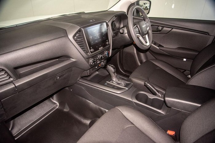 2026 Isuzu D-MAX SX