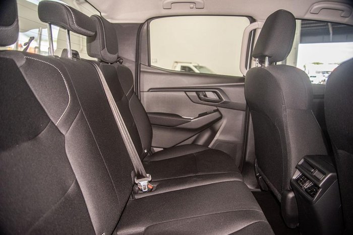 2026 Isuzu D-MAX SX