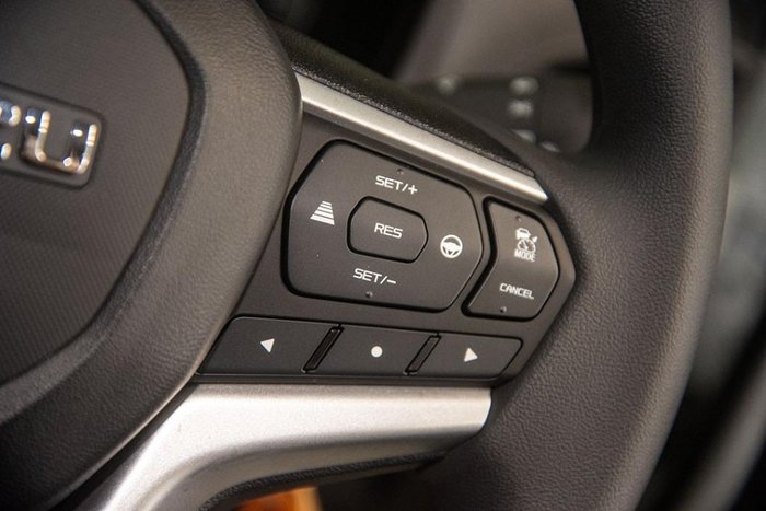 2026 Isuzu D-MAX SX