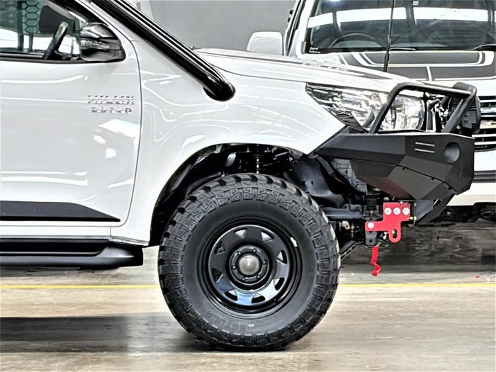 2020 Toyota Hilux SR GUN126R 4X4 Dual Range Glacier White