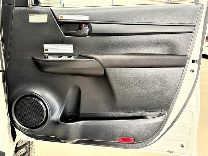2020 Toyota Hilux SR GUN126R 4X4 Dual Range Glacier White