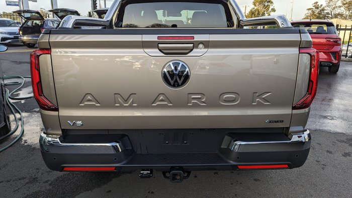 2025 VOLKSWAGEN AMAROK STYLE