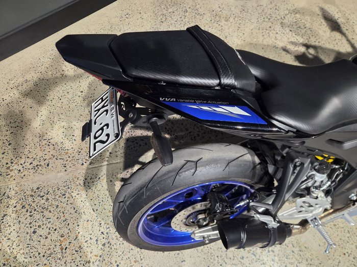 2024 Yamaha YZF-R15M SILVER