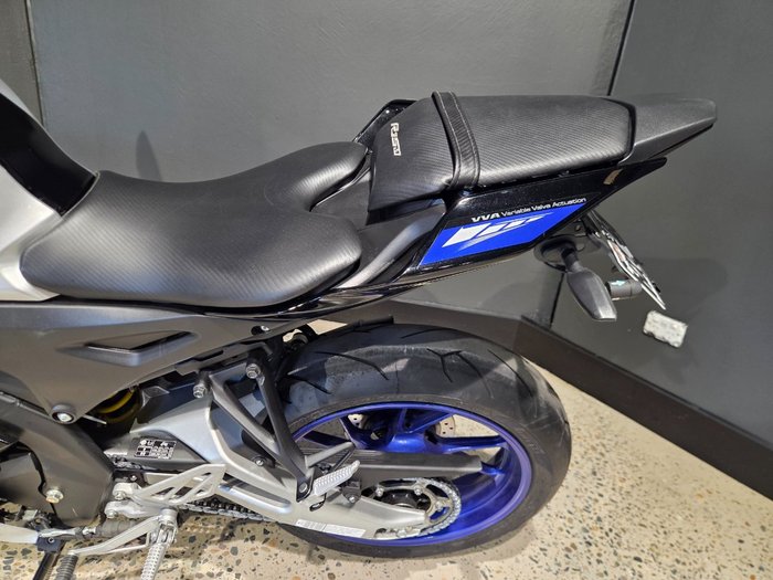 2024 Yamaha YZF-R15M SILVER