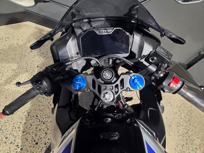 2024 Yamaha YZF-R15M SILVER
