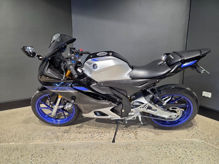 2024 Yamaha YZF-R15M SILVER