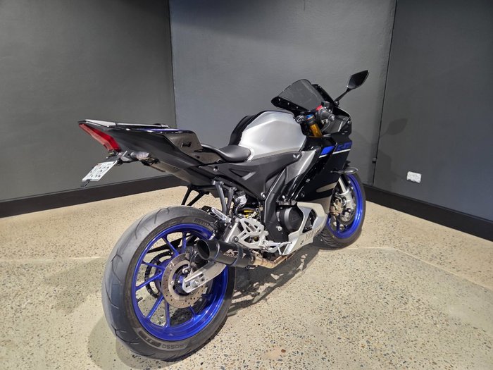2024 Yamaha YZF-R15M SILVER