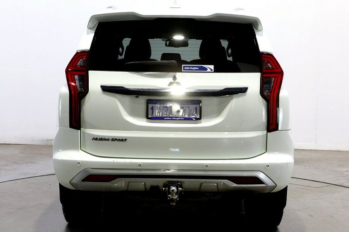 2020 Mitsubishi Pajero Sport Exceed