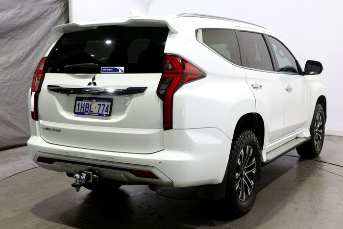 2020 Mitsubishi Pajero Sport Exceed