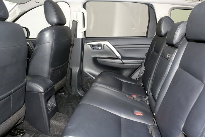 2020 Mitsubishi Pajero Sport Exceed