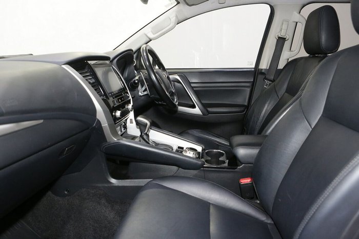 2020 Mitsubishi Pajero Sport Exceed