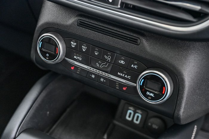 2020 Ford Escape Vignale