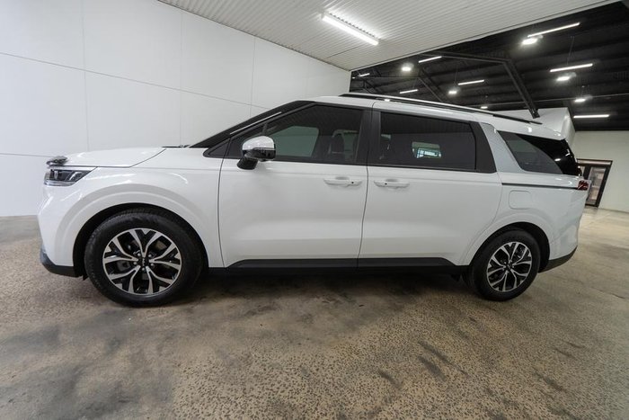 2023 Kia Carnival SLi