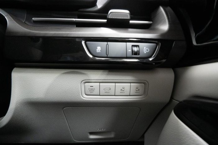 2023 Kia Carnival SLi