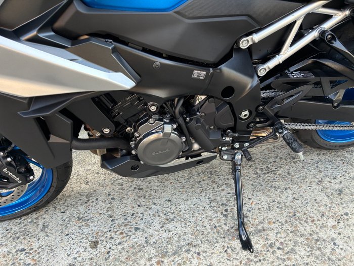 2025 Suzuki GSX-S1000GX (GSX-S1000XRRE) BLUE