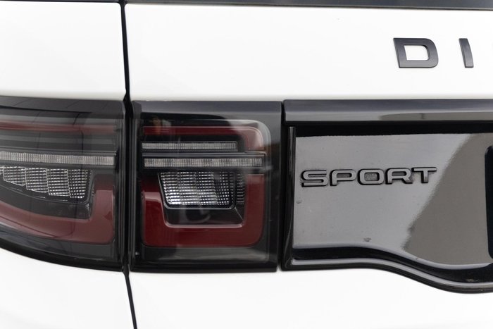 2022 Land Rover Discovery Sport P250 R-Dynamic SE