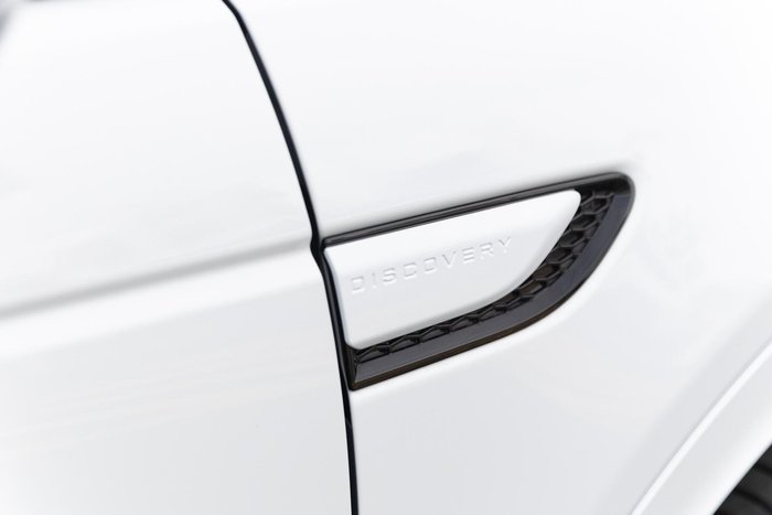 2022 Land Rover Discovery Sport P250 R-Dynamic SE