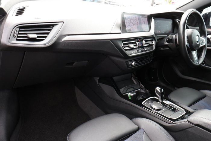 2023 BMW 2 Series 220i M Sport