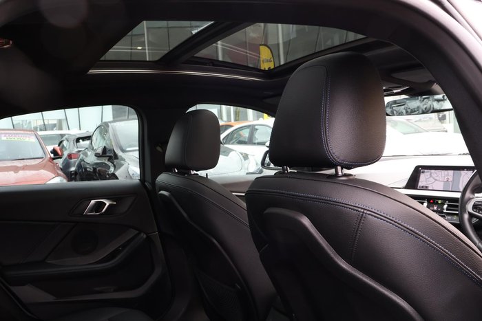2023 BMW 2 Series 220i M Sport