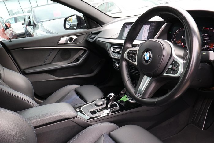 2023 BMW 2 Series 220i M Sport