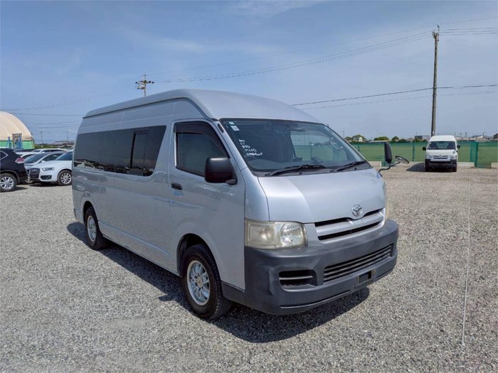 2005 Toyota Hiace