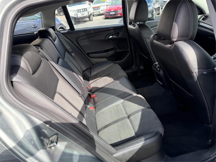 2015 HOLDEN COMMODORE SV6 VF II GREY
