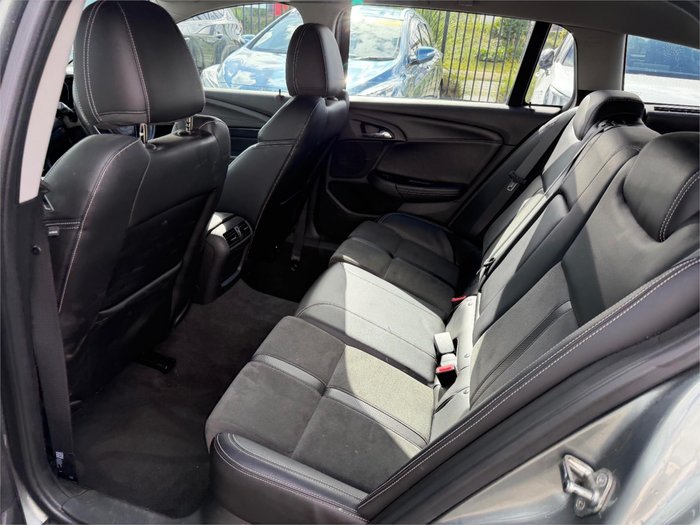 2015 HOLDEN COMMODORE SV6 VF II GREY