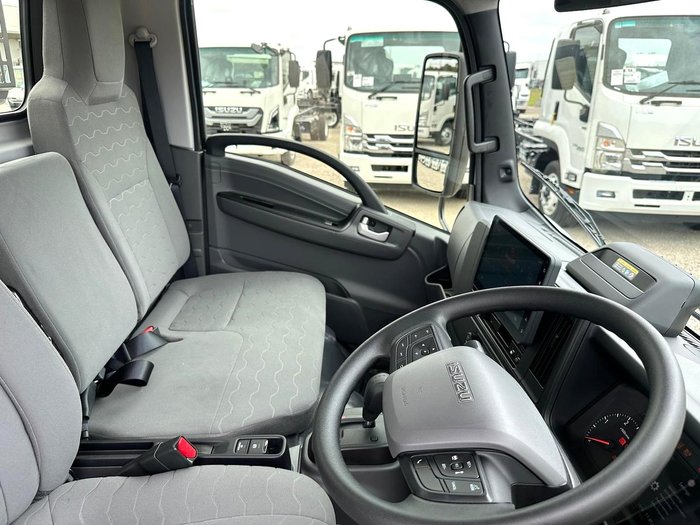 2026 Isuzu N Series NLR 45-150 DT D25 Tipper