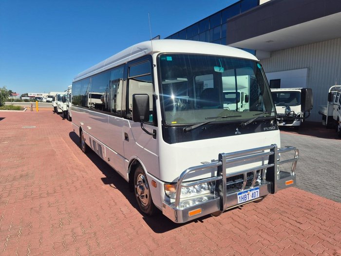 2014 Fuso Rosa 25 Seat Auto Deluxe Bus