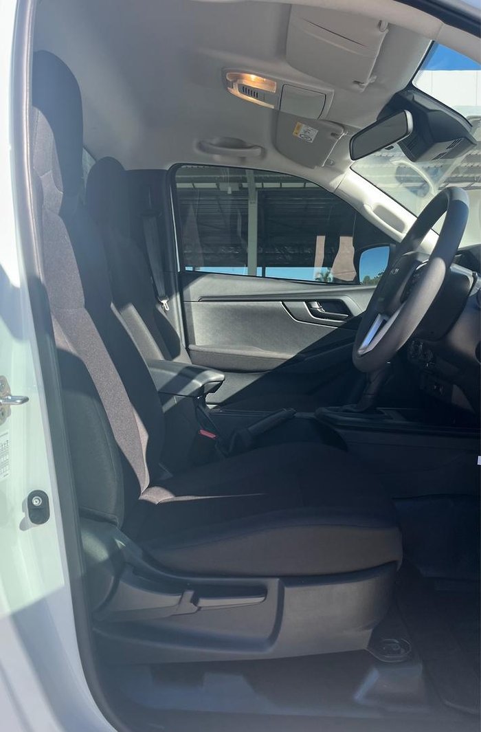 2025 Isuzu D-MAX SX High Ride