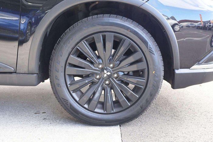 2020 Mitsubishi Outlander Black Edition