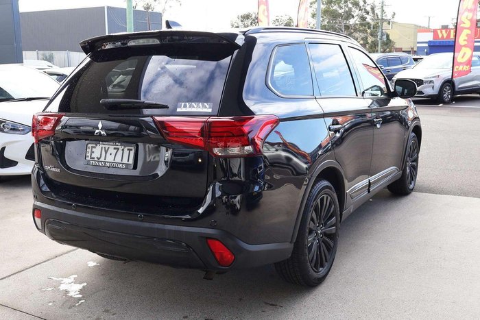 2020 Mitsubishi Outlander Black Edition