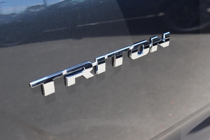 2026 Mitsubishi Triton GLX