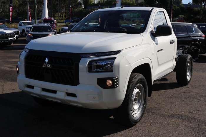 2026 Mitsubishi Triton GLX