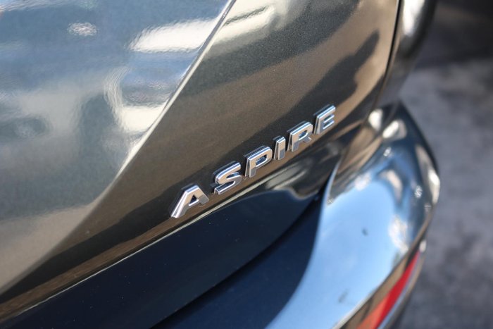 2025 Mitsubishi Outlander Aspire