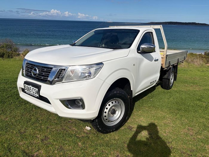 2019 Nissan Navara RX