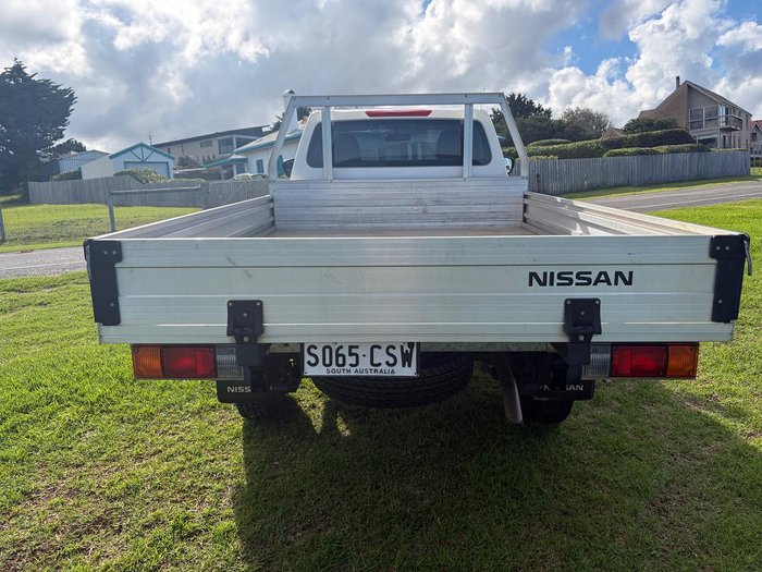 2019 Nissan Navara RX