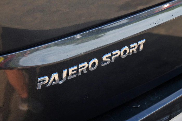2020 Mitsubishi Pajero Sport GLX