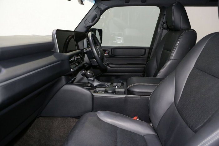 2024 Toyota Landcruiser Prado GXL