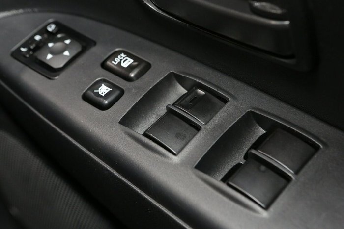 2024 Mitsubishi ASX ES