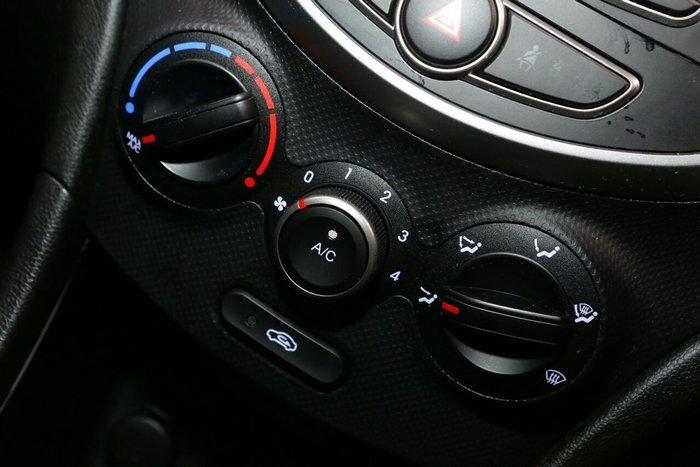 2017 Hyundai Accent Active