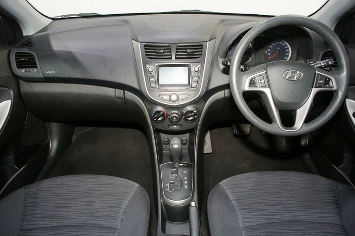2017 Hyundai Accent Active