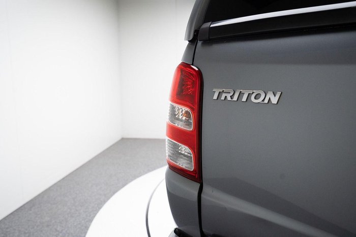 2017 Mitsubishi Triton GLS