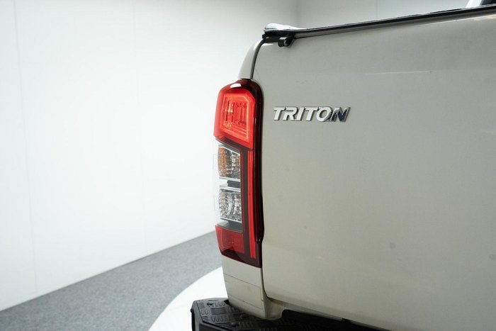 2019 Mitsubishi Triton GLX