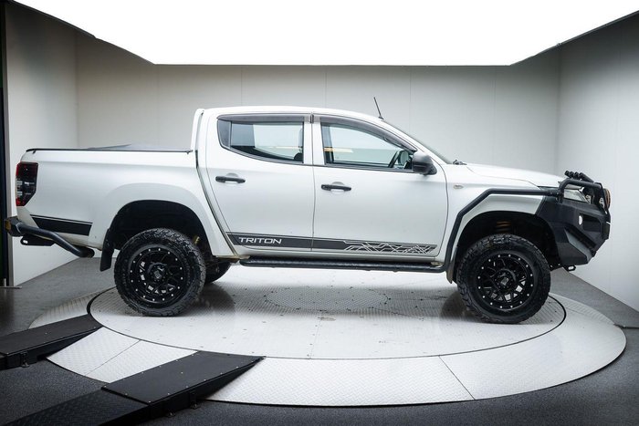 2019 Mitsubishi Triton GLX