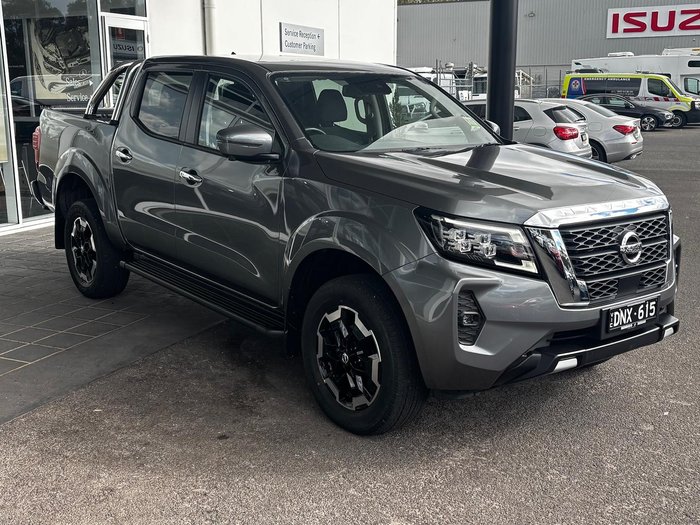 2024 Nissan Navara ST-X